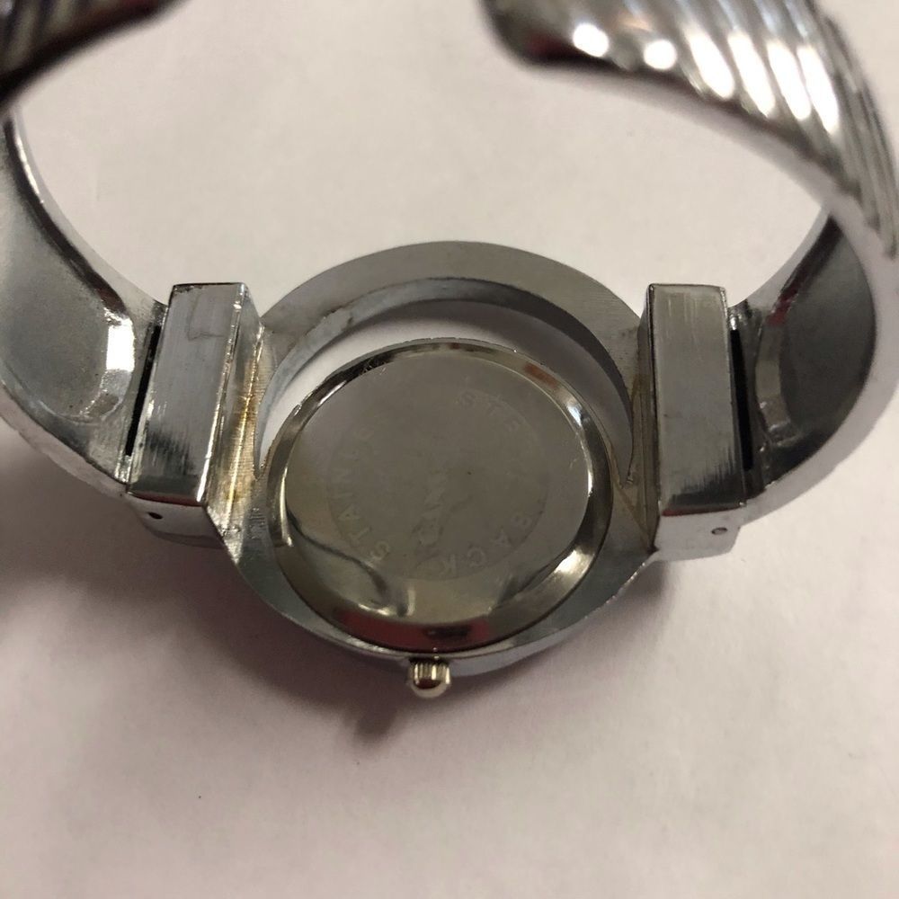 Pink face Cansnow Ladies Watch-EUC - Picture 4 of 4